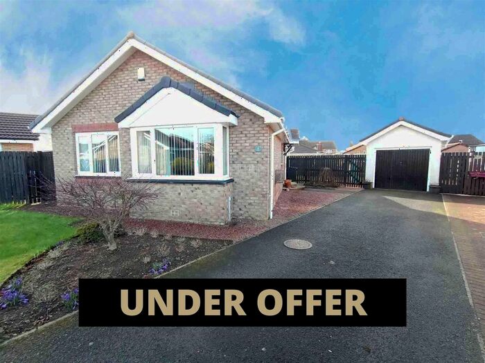 3 Bedroom Detached Bungalow For Sale In Penman Gardens, Heathhall, Dumfries, DG1