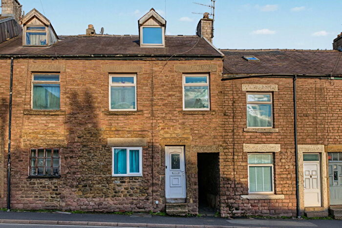 3 Bedroom Terraced House For Sale In Fairfield Road, Buxton, SK17