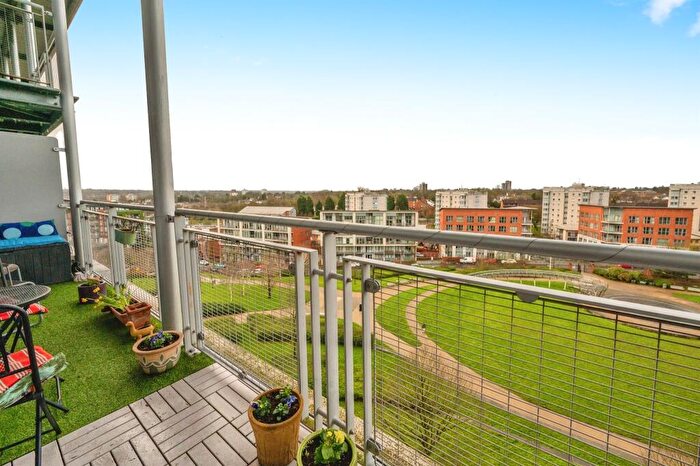 2 Bedroom Apartment For Sale In Langley Walk, Birmingham, B15