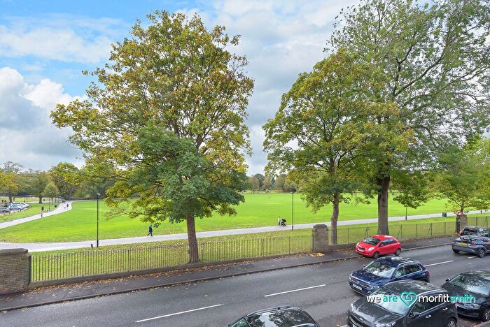 3 Bedroom Terraced House For Sale In Parkside Road, Hillsborough, S6