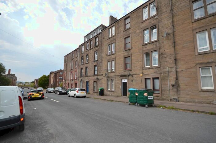 1 Bedroom Flat To Rent In Clepington Street, Coldside, Dundee, DD3