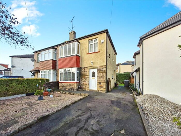 3 Bedroom Semi-Detached House To Rent In Grange Road, Riddlesden, Keighley, West Yorkshire, BD20