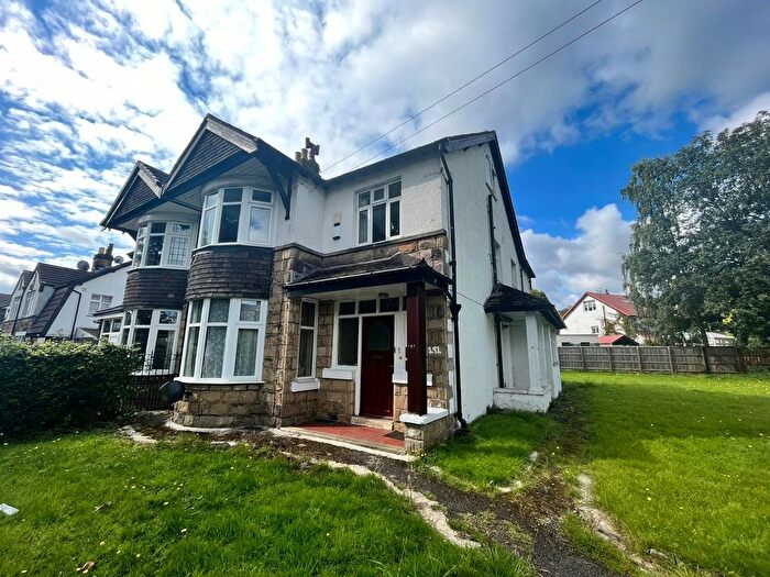 5 Bedroom Semi Detached House To Rent In Otley Road, Headingley, Leeds, LS6
