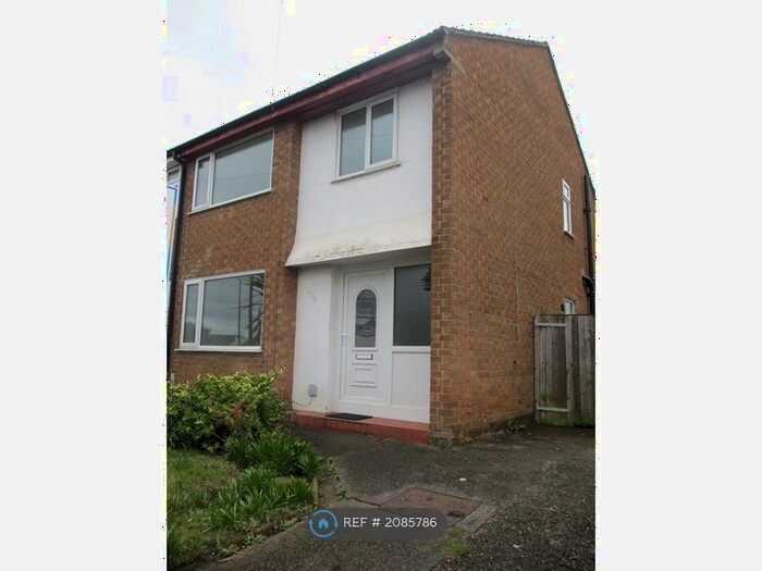 3 Bedroom Semi-Detached House To Rent In Pensby Road, Heswall, Wirral, CH61