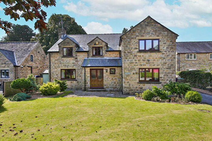 4 Bedroom Detached House For Sale In Yew Tree Close, Ashover., S45