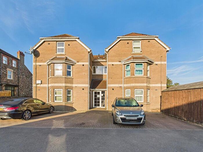 1 Bedroom Flat For Sale In Water Lane, Brislington, Bristol, BS4