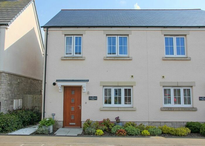 2 Bedroom Semi-Detached House To Rent In Great Close Road, Trispen, TR4