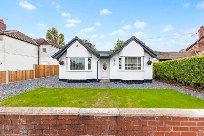 3 Bedroom Detached Bungalow For Sale In Birtles Road, Warrington, WA2