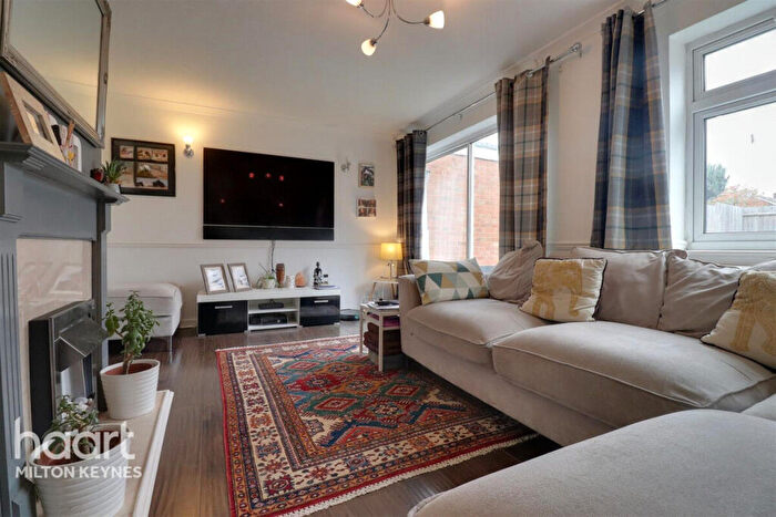 3 Bedroom Semi-Detached House To Rent In Melrose Avenue, Bletchley, MK3