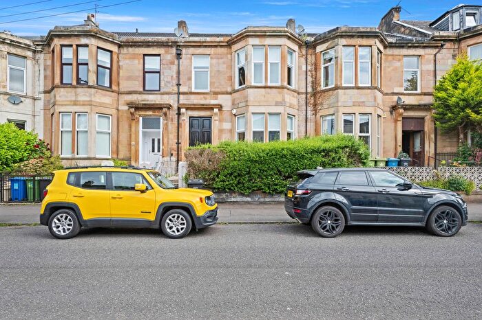 6 Bedroom Terraced House To Rent In Onslow Drive, Glasgow, G31