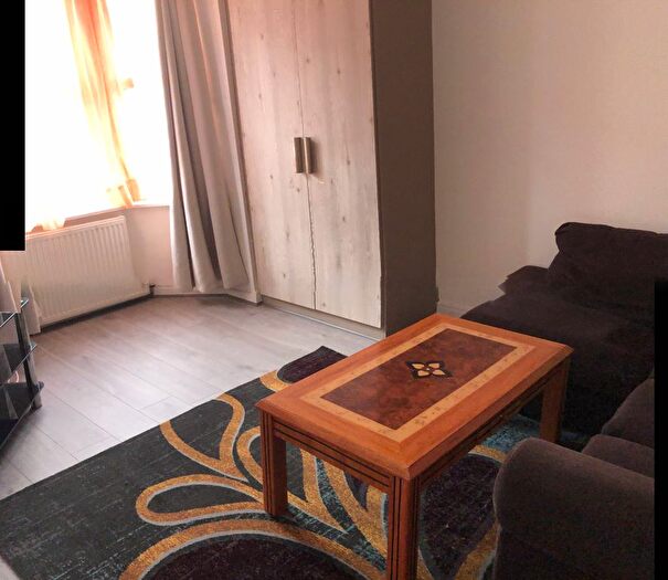 4 Bedroom Terraced House To Rent In Hatherley Road, Reading, RG1