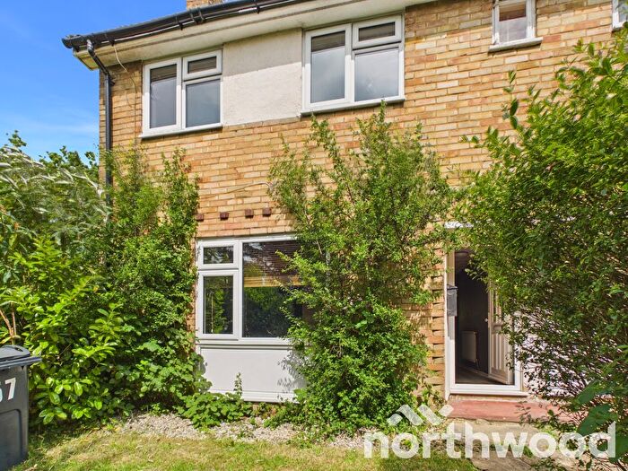 3 Bedroom End Of Terrace House To Rent In Oak Tree Road, Ashford, TN23
