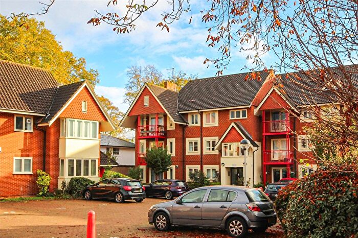 2 Bedroom Flat For Sale In Union Street, Bedford, Bedfordshire, MK40