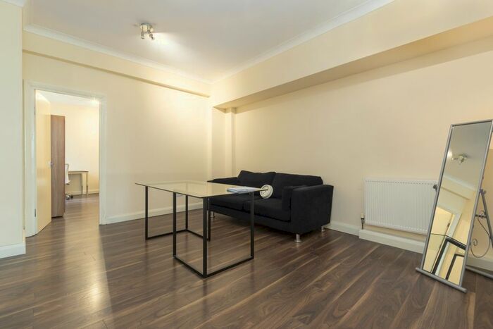 2 Bedroom Flat To Rent In Euston Road, London, NW1