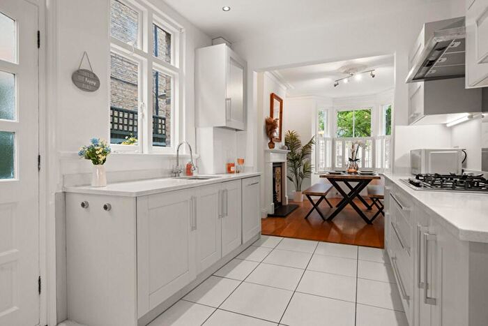 3 Bedroom Semi Detached House To Rent In Shortlands Road Kingston Upon Thames, KT2