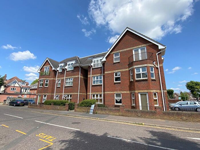 2 Bedroom Flat To Rent In Heathcote Road, Boscombe, Bournemouth, BH5
