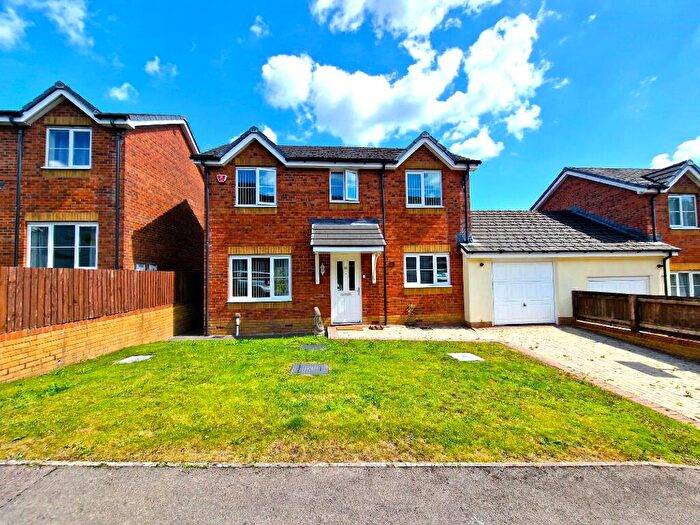 2 Bedroom Link Detached House For Sale In Valley Meadow Close, NP11