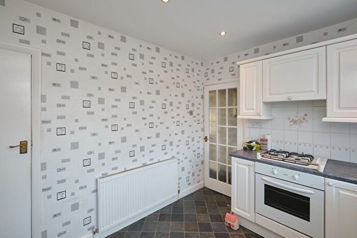 2 Bedroom Semi-Detached House For Sale In Swinbrook Grove, Great Barr, Birmingham, B44