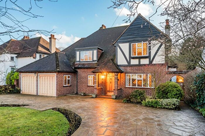 4 Bedroom Detached House For Sale In Green Lane, Purley, CR8