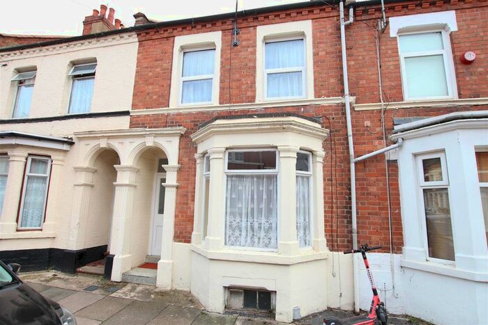 3 Bedroom Property To Rent In St. Michaels Mount, Abington, Northampton, NN1