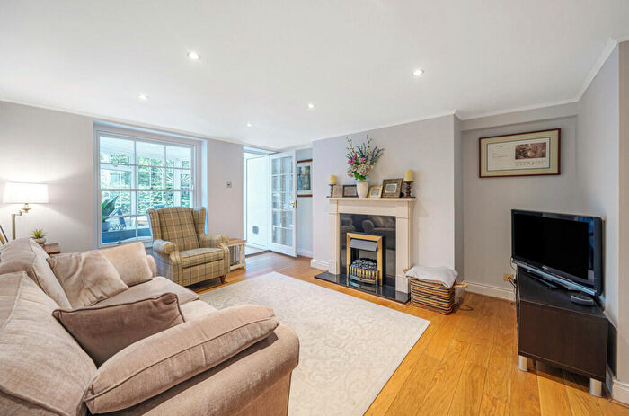 2 Bedroom Apartment For Sale In Vittoria Walk, Cheltenham, Gloucestershire, GL50
