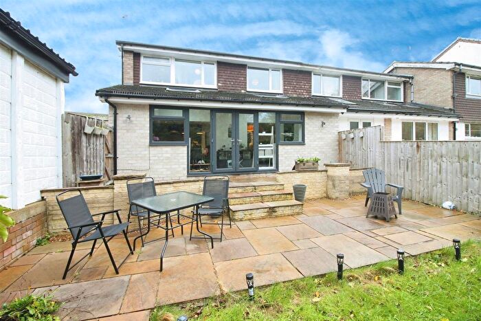 4 Bedroom Semi-Detached House For Sale In Highfield Drive, Garforth, Leeds, LS25