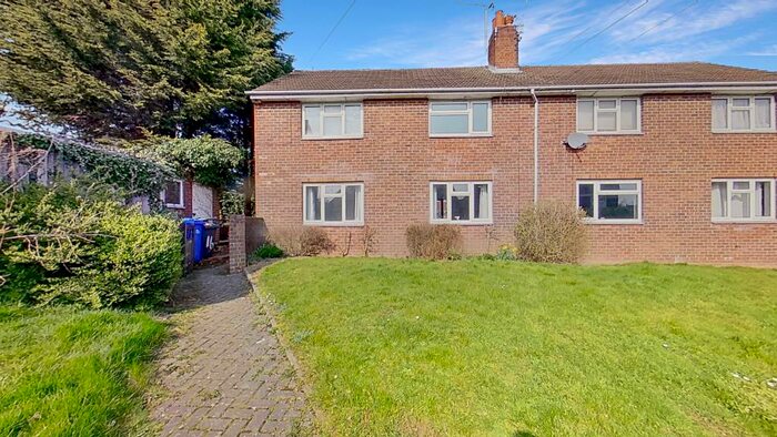 1 Bedroom Flat To Rent In Hobart Close, Burton-On-Trent, Staffordshire, DE15