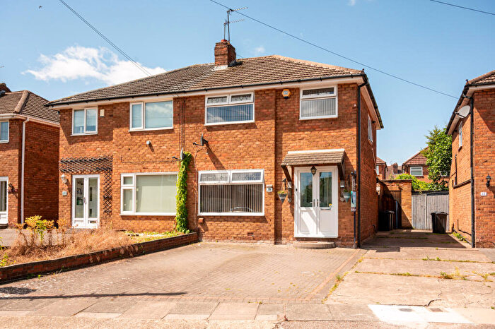 3 Bedroom Semi-Detached House For Sale In Quincey Drive, Birmingham, B24