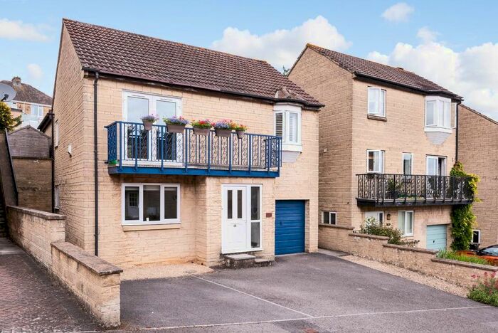 3 Bedroom Detached House To Rent In Langdon Road, Bath, BA2