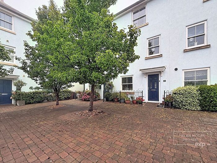 4 Bedroom Terraced House For Sale In Greenhill Road, Staddiscombe, Plymouth, PL9