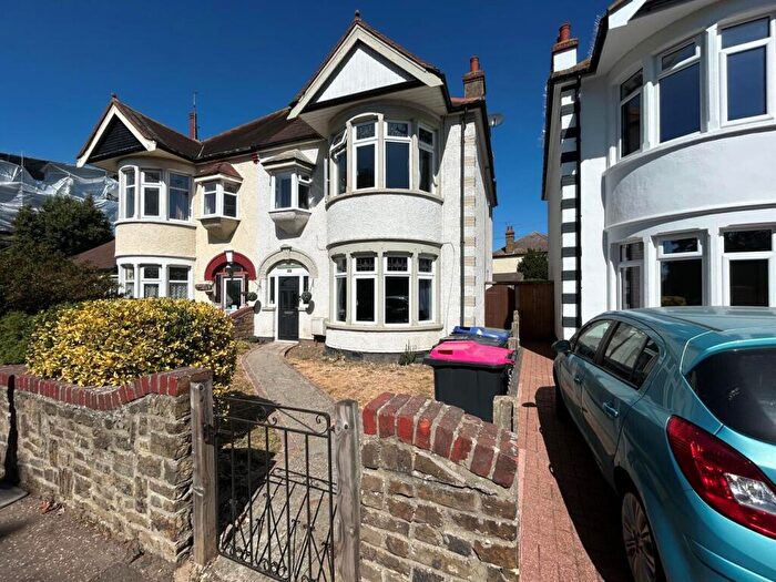 4 Bedroom Semi-Detached House For Sale In Northumberland Crescent, Southend-on-Sea, SS1