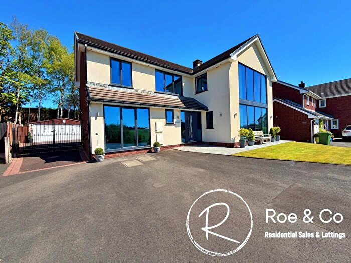 4 Bedroom Detached House For Sale In Lostock Lane, Lostock, BL6
