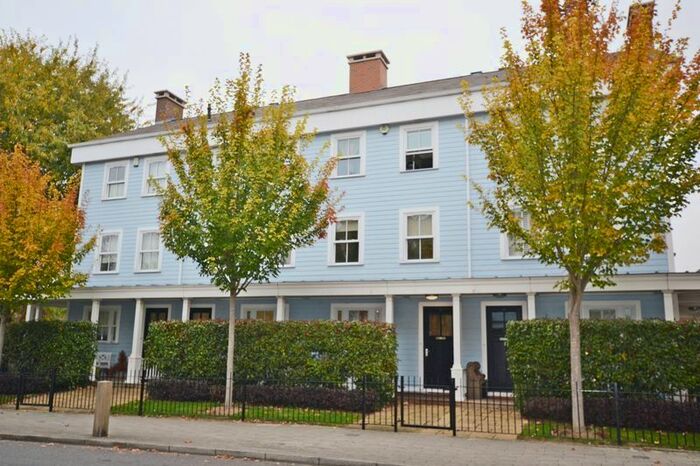 4 Bedroom Town House To Rent In Sherbrooke Way, Worcester Park, KT4
