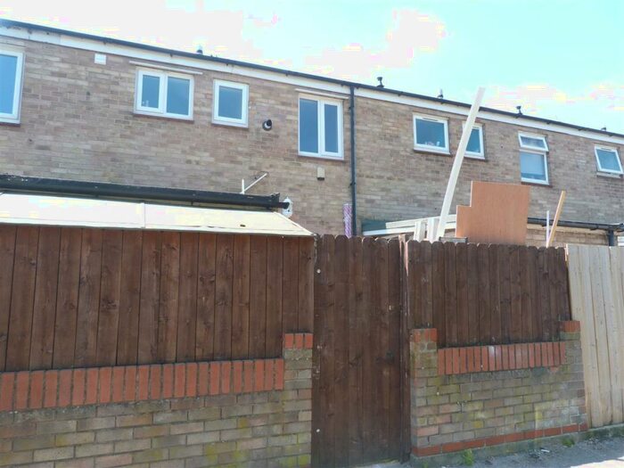3 Bedroom Terraced House To Rent In Coronation Road North, Hull, HU5