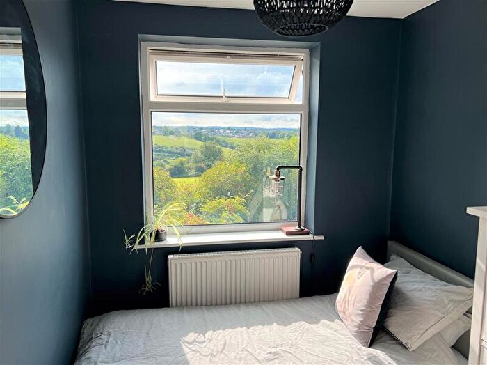 1 Bedroom Detached House To Rent In Lillington Road, Radstock, BA3