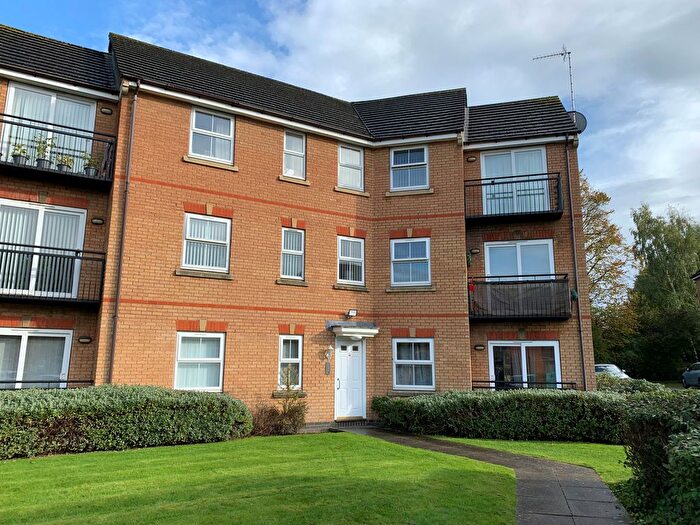 2 Bedroom Flat To Rent In Strathern Road, Leicester, LE3