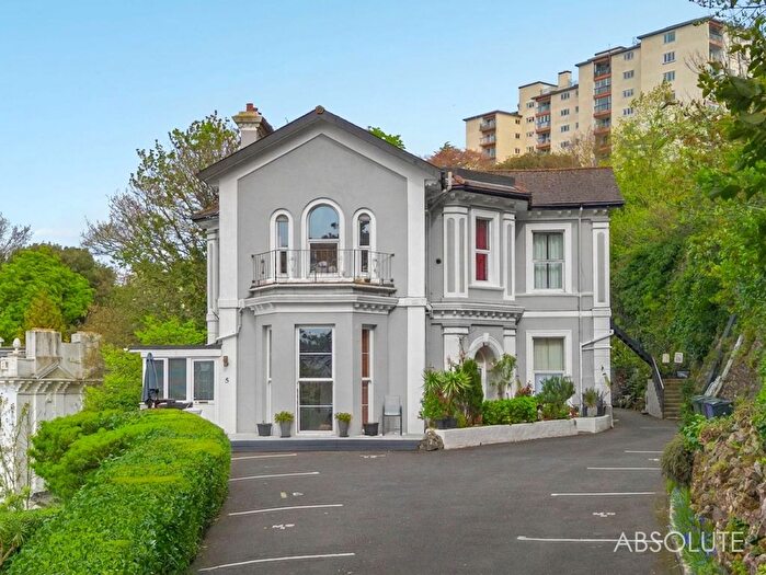 2 Bedroom Flat For Sale In Higher Woodfield Road, Drake Court Higher Woodfield Road, TQ1