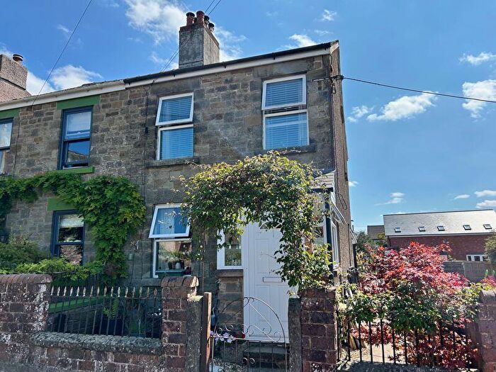 3 Bedroom End Of Terrace House For Sale In Flaxley Street, Cinderford, GL14