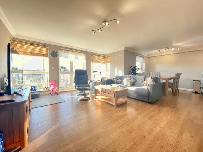 2 Bedroom Flat To Rent In Reflex Apartments, Wheeler Place, BR2