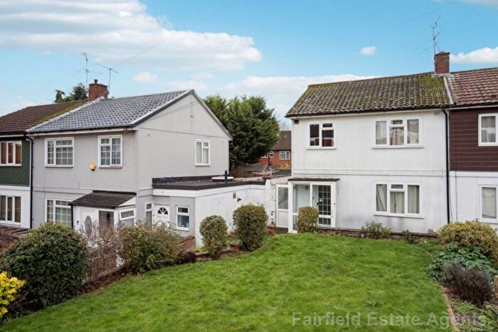 3 Bedroom Semi-Detached House For Sale In Trevose Way, Watford, WD19