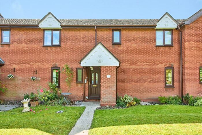 2 Bedroom Terraced House For Sale In Derwent Close, Burton-On-Trent, DE14