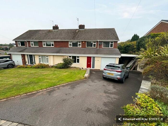 4 Bedroom Semi-Detached House For Sale In Ironwalls Lane, Tutbury, DE13