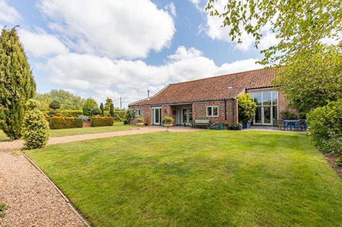 5 Bedroom Barn Conversion For Sale In Sutton, NR12
