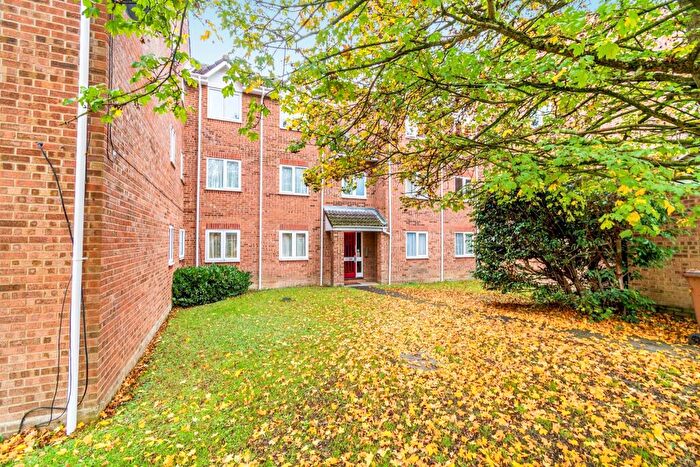 1 Bedroom Flat To Rent In Stratford Place, Eastleigh, SO50