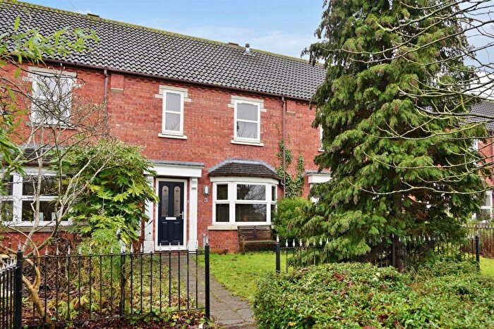 3 Bedroom Town House For Sale In Rosewood Crescent, Leamington Spa, CV32