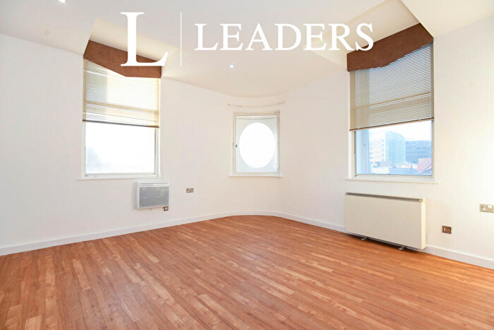 2 Bedroom Flat To Rent In Fish Street, Northampton, Northamptonshire, NN1