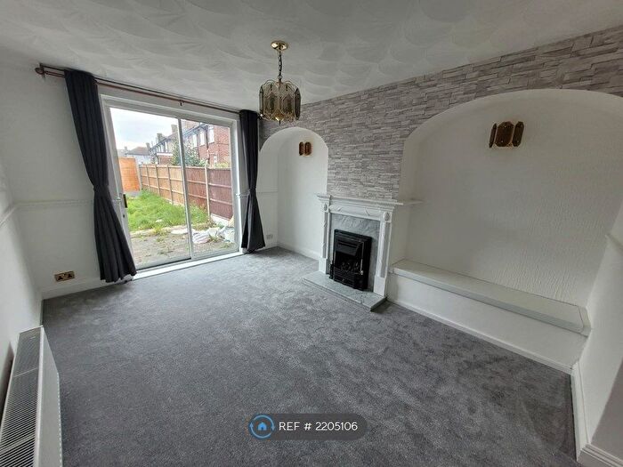 2 Bedroom Terraced House To Rent In Hunters Hall Road, Dagenham, RM10