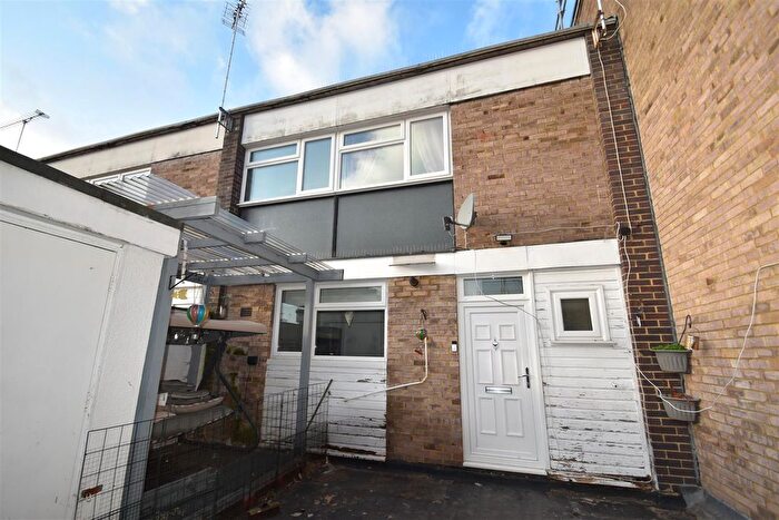 3 Bedroom Property To Rent In Eastgate, Stevenage, SG1