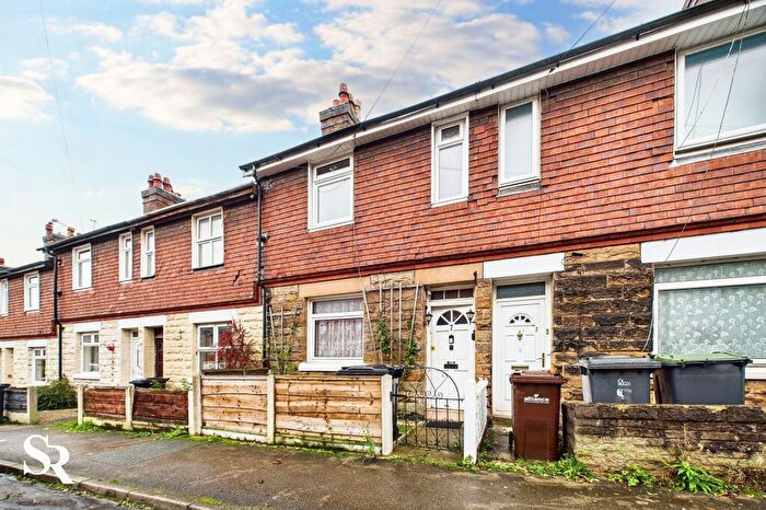 2 Bedroom Terraced House For Sale In Wirksmoor Road, New Mills, SK22