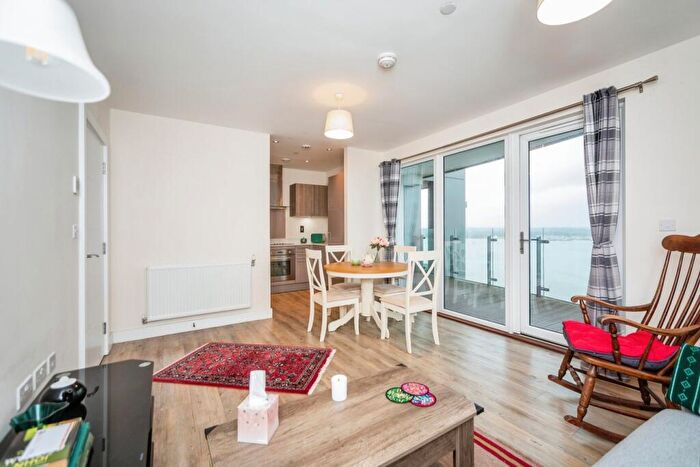 1 Bedroom Apartment For Sale In Pegasus Way, Gillingham, ME7